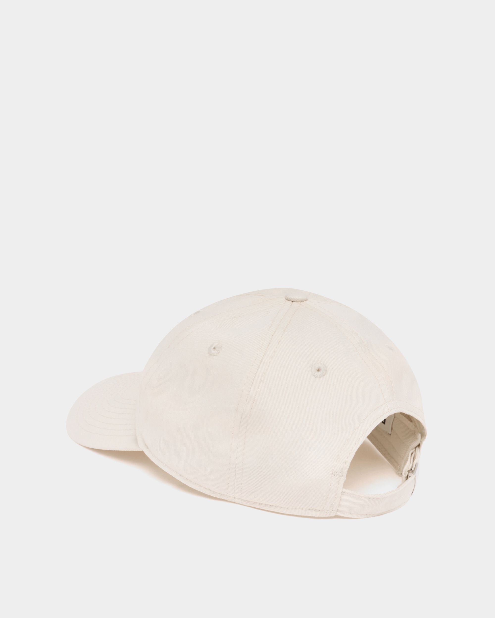 Bally Global - Baseballmütze aus Baumwolle in Elfenbein mit Stickerei aus der Tennis Kollektion - White