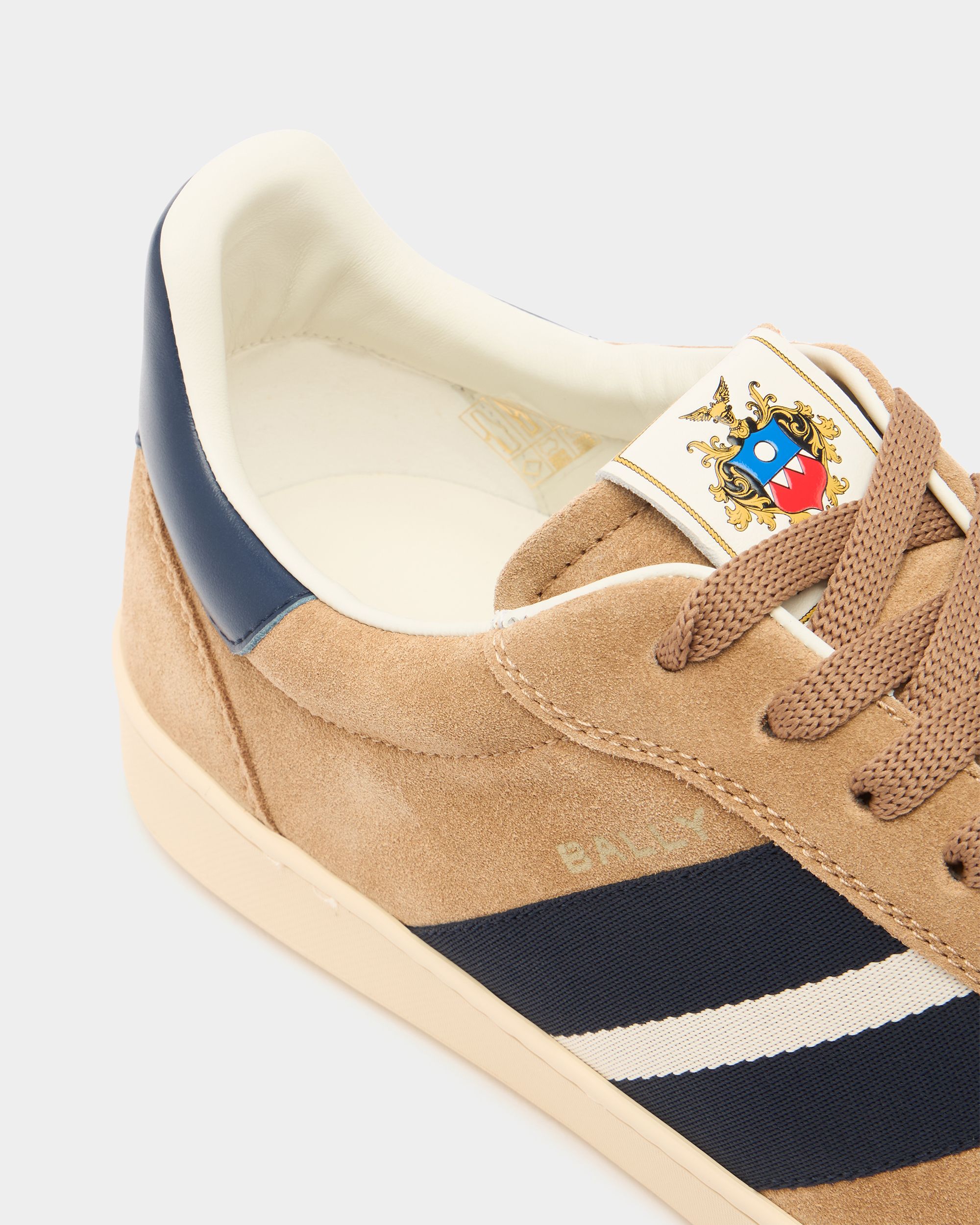Bally Global - Retro Crest Sneaker in Beige Suede and Blue Leather - Beige