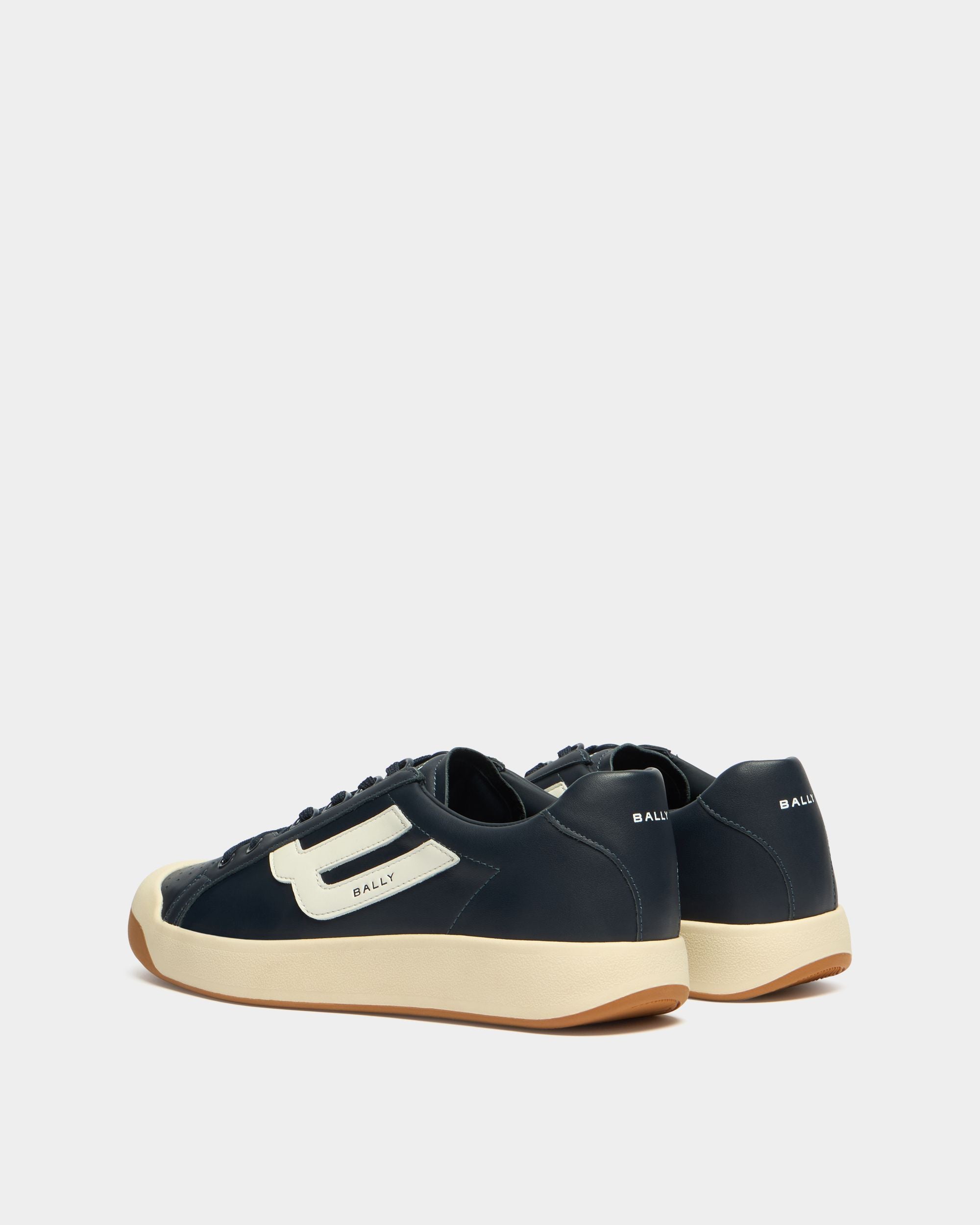 Bally Global - Sneakers Competition en cuir bleu marine et blanc - Bleu