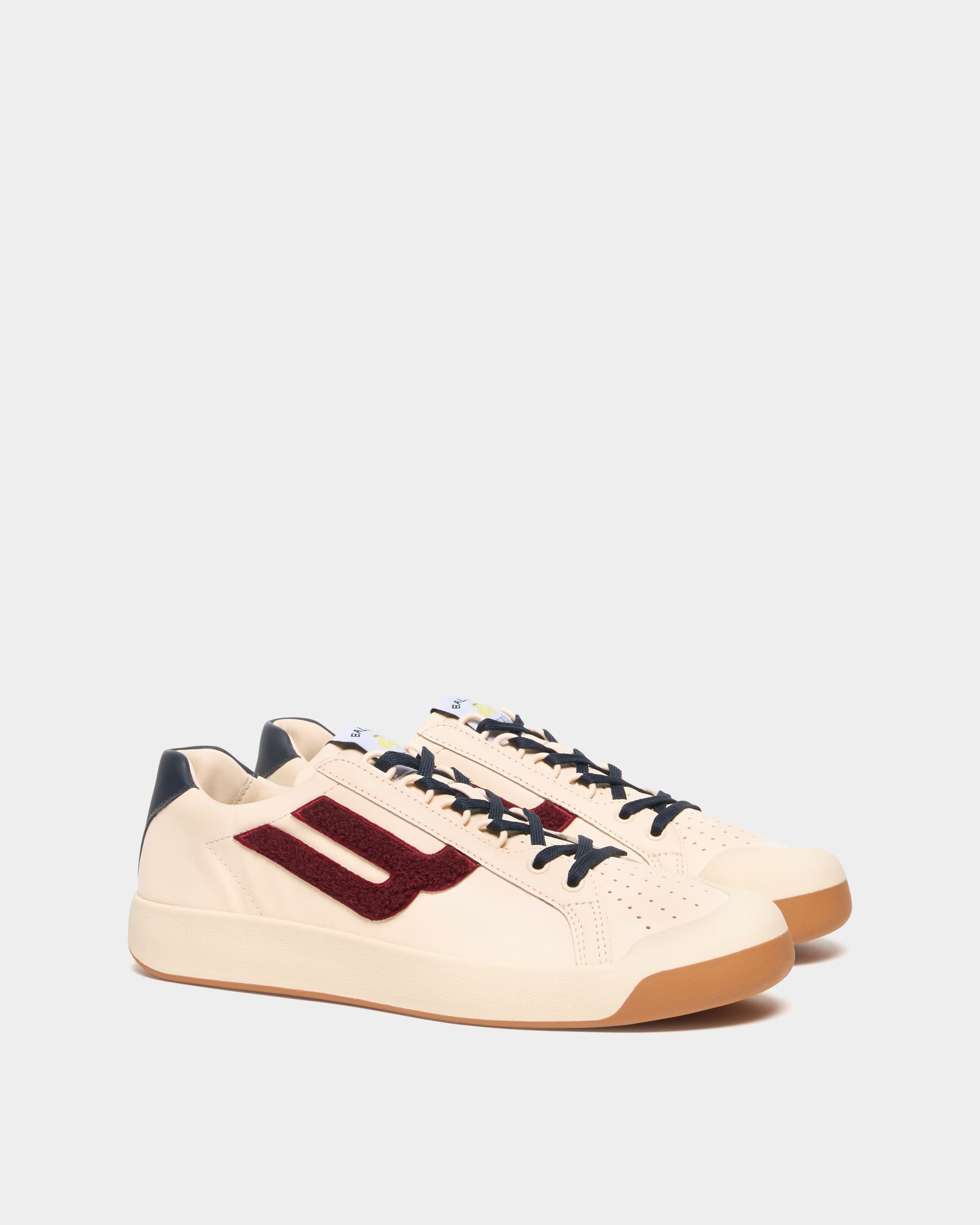 Bally Global - Zapatilla de la colección Tennis en piel blanca y roja - Multicolor