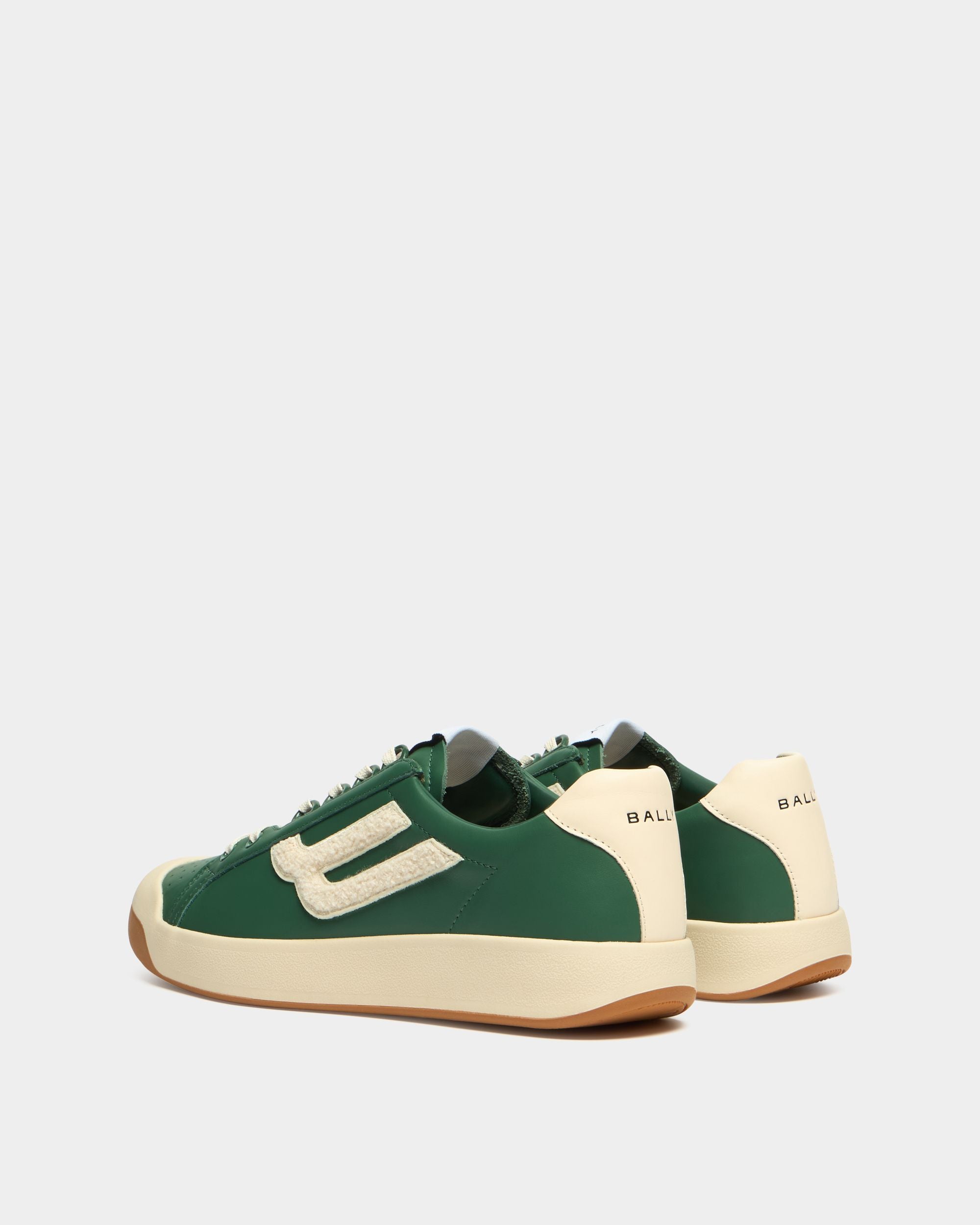Bally Global - Sneakers de la collection Tennis en cuir vert et blanc - Vert