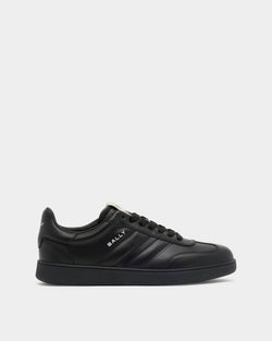 Retro Crest Sneaker in Black Leather