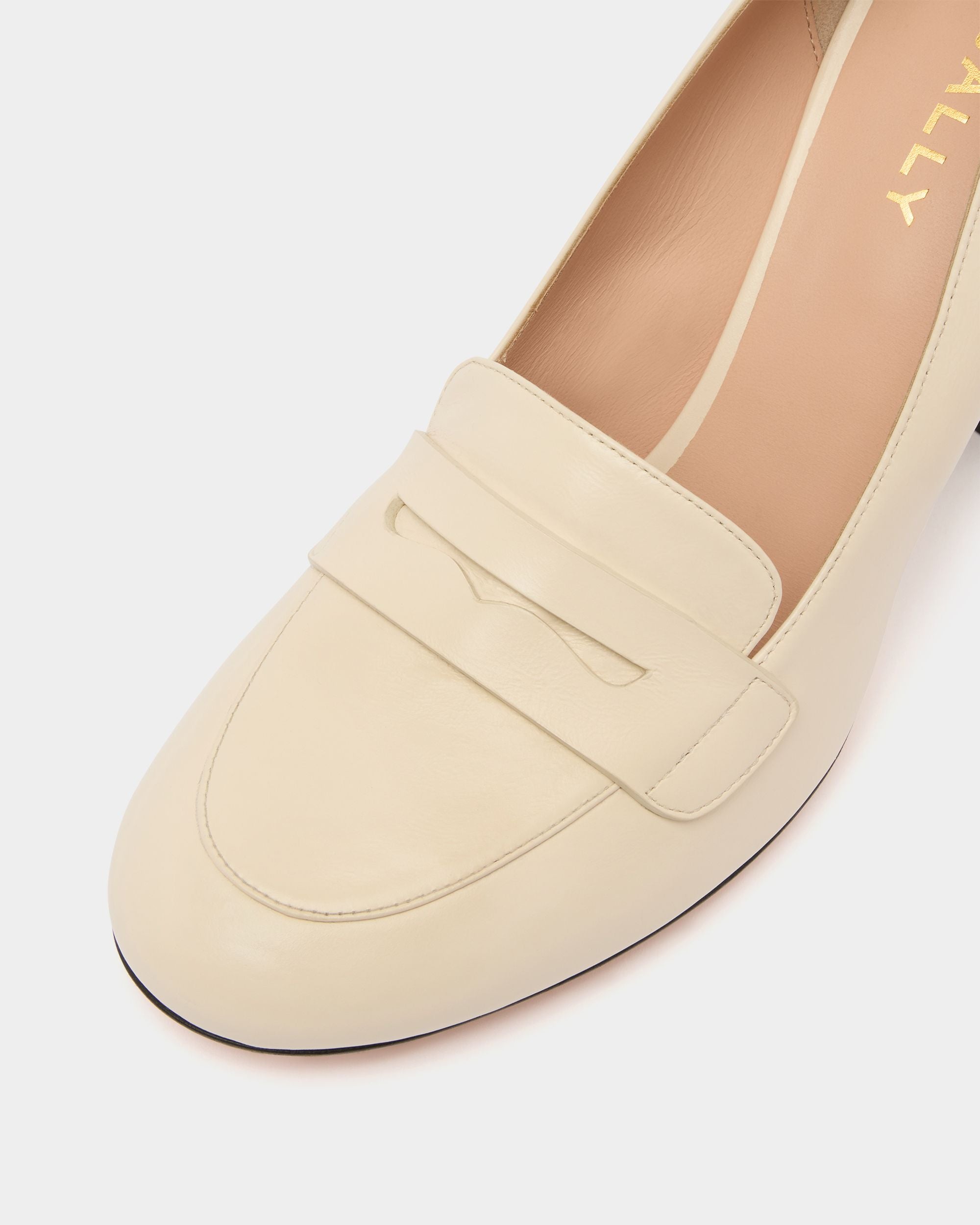 Bally Global - Saule Loafer-Pumps aus Leder in Elfenbein - White