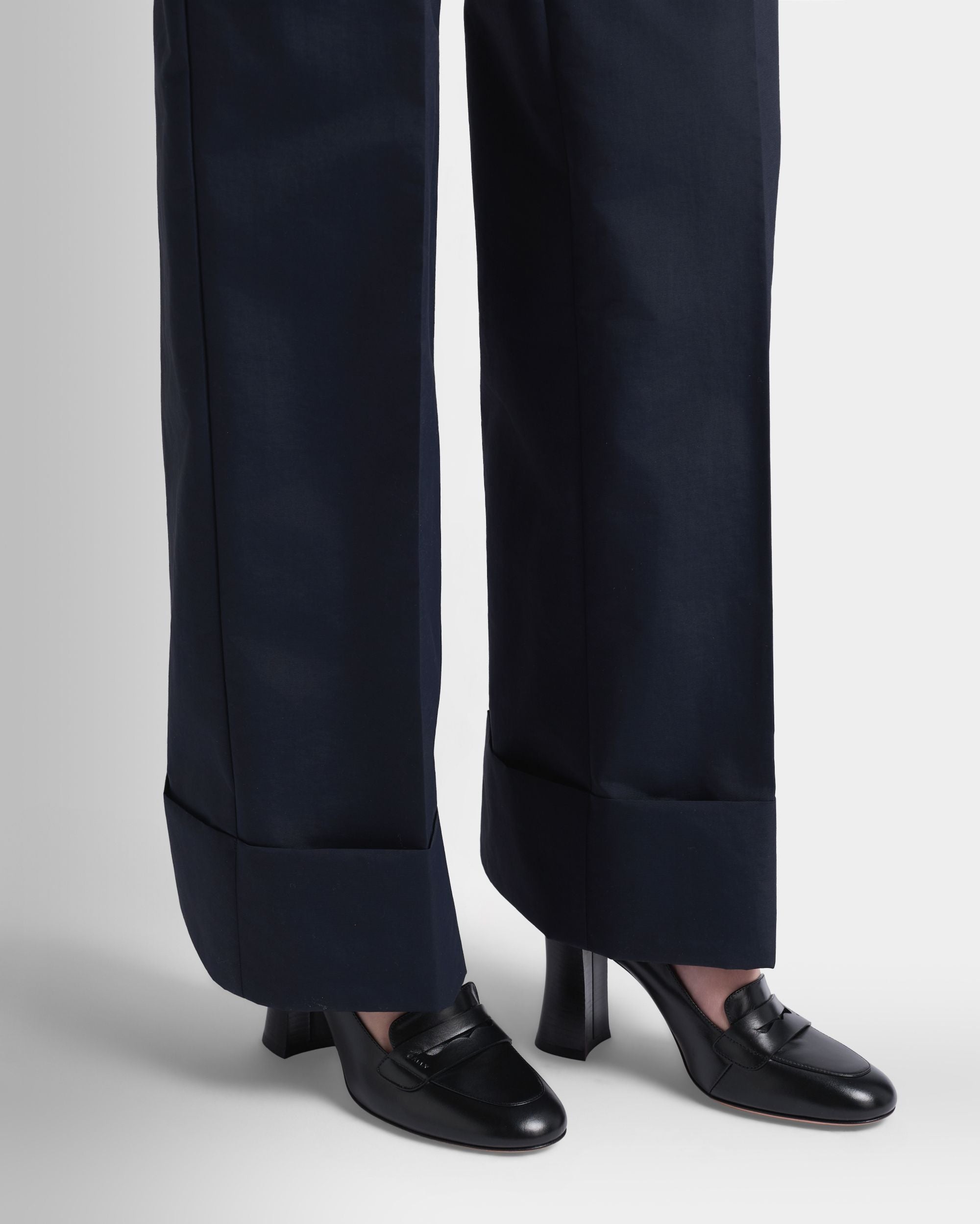 Bally Global - Saule Loafer in Black Leather - Black