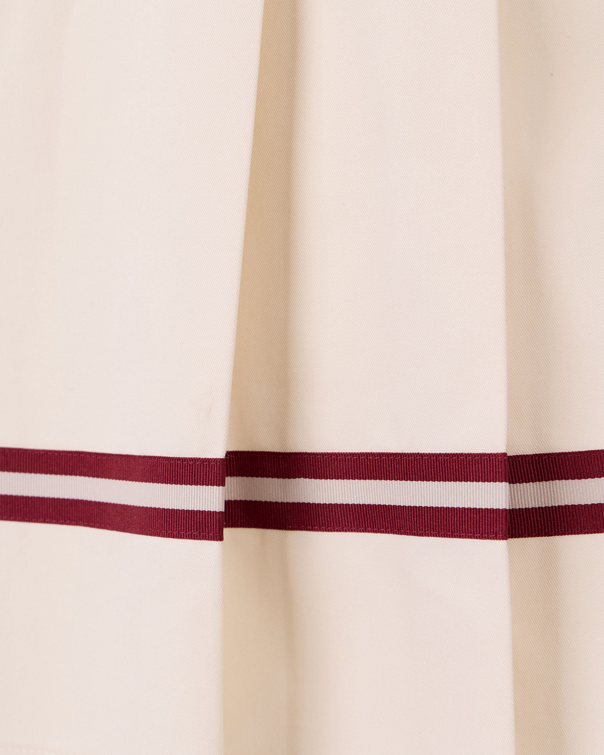 Bally Global - Jupe de la collection Tennis avec détails Bally Ribbon en coton ivoire - Blanc