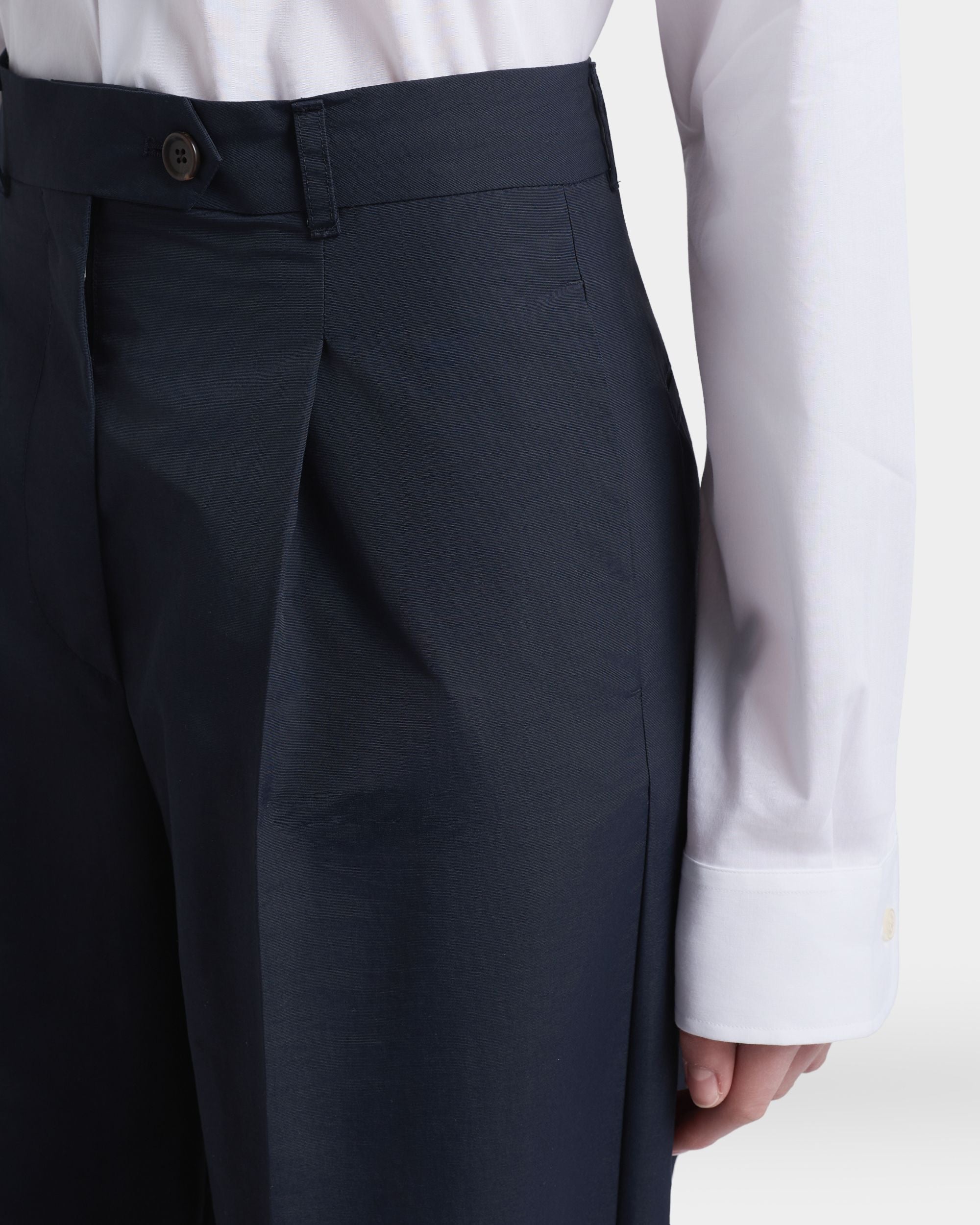Bally Global - Trousers in Navy Blue Nylon - Blue